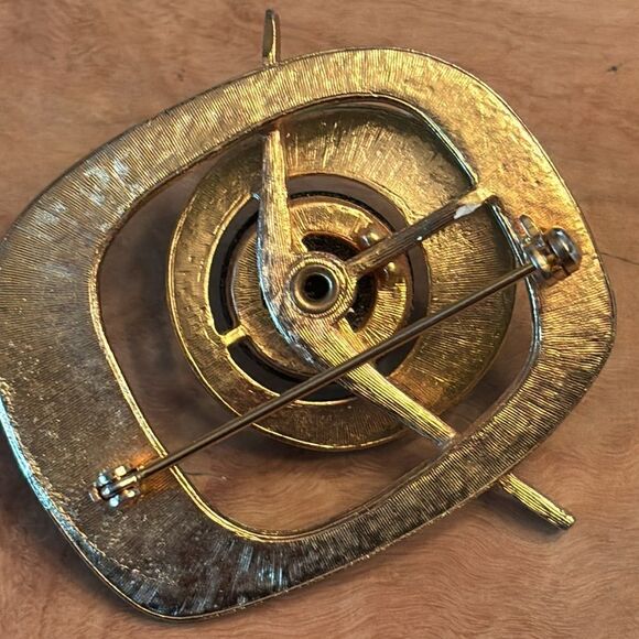 MCM Enamel Brooch - Picture 3 of 7